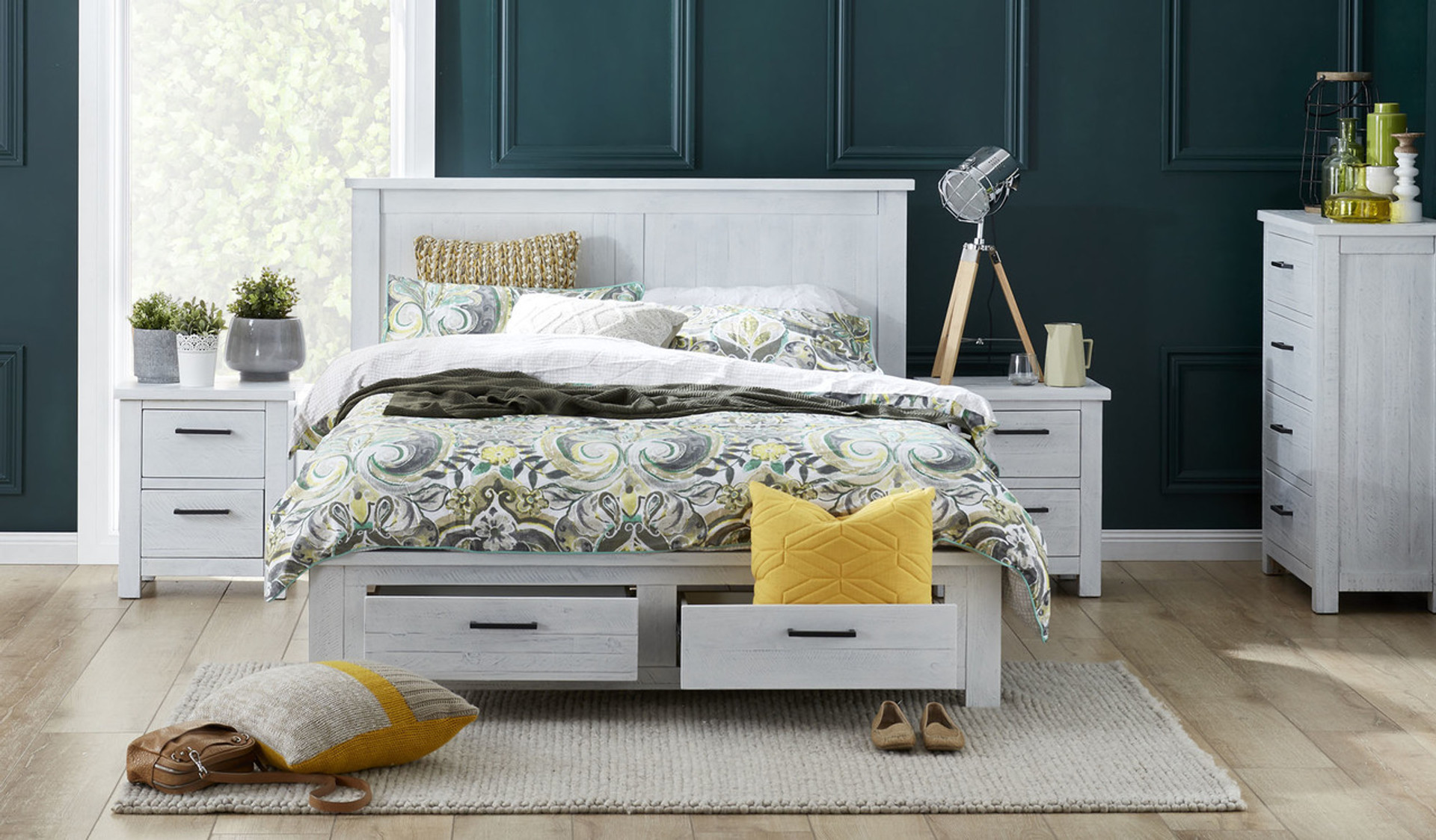 Bella white wash distressed bedroom suite | Focus on Furniture