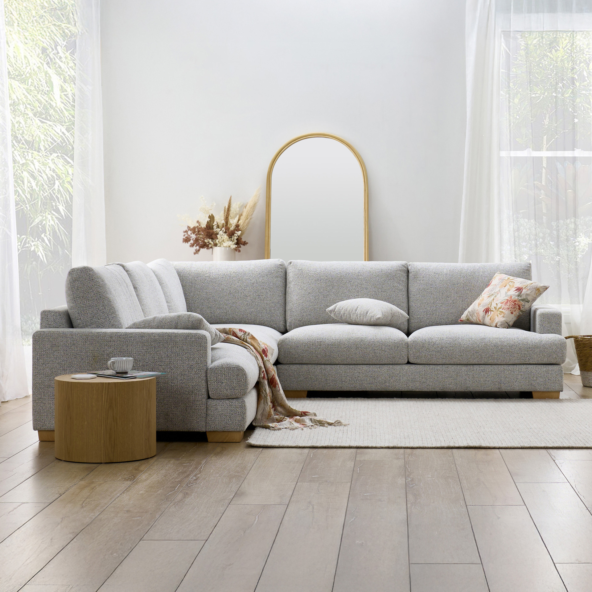 Miranda 6 seat corner lounge | Focus on Furniture