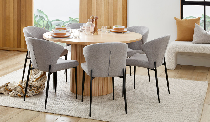 round table dining suites