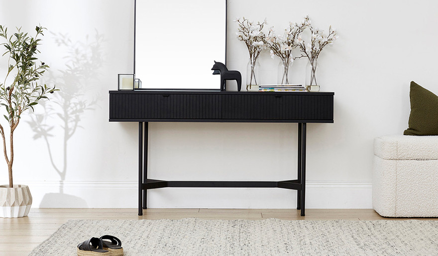 Raven hall table