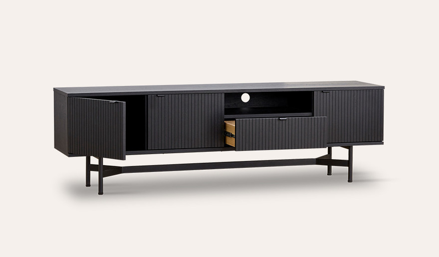 Raven entertainment unit