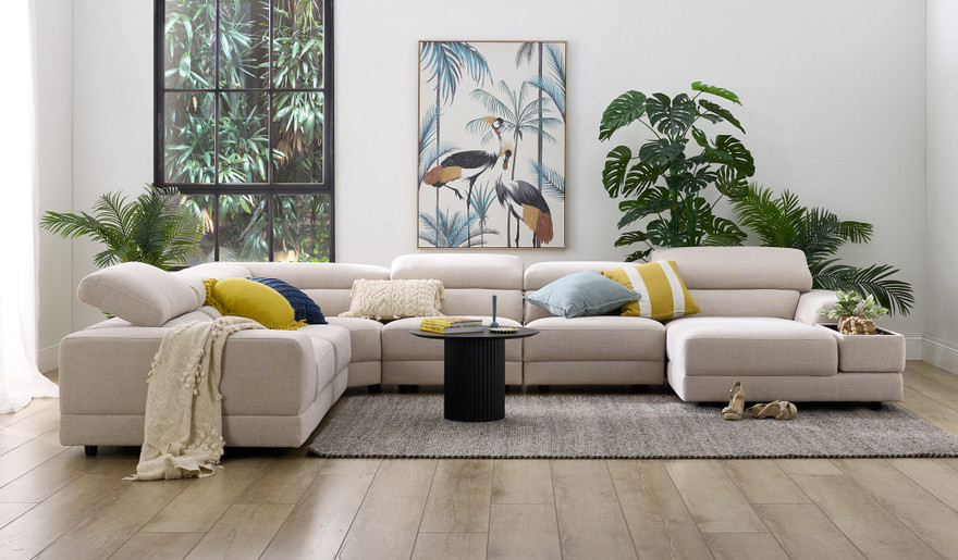 Venetian 6 seat chaise lounge