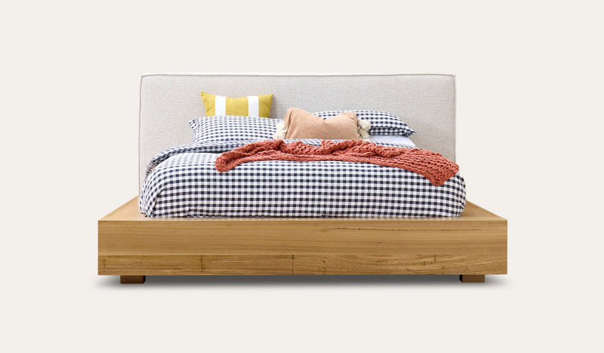 Aesha bed