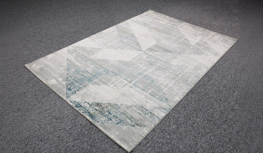 Facet rug