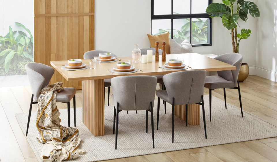 Banksia dining suite with Suarve chairs