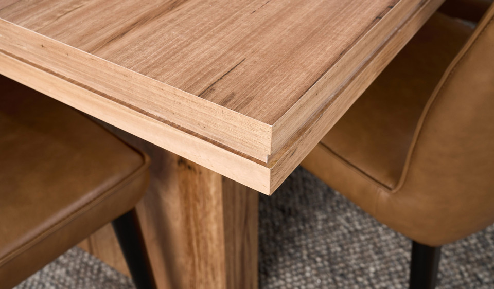 Latrobe dining table