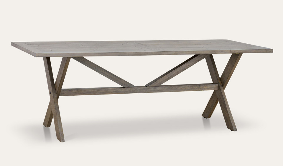 Element dining table