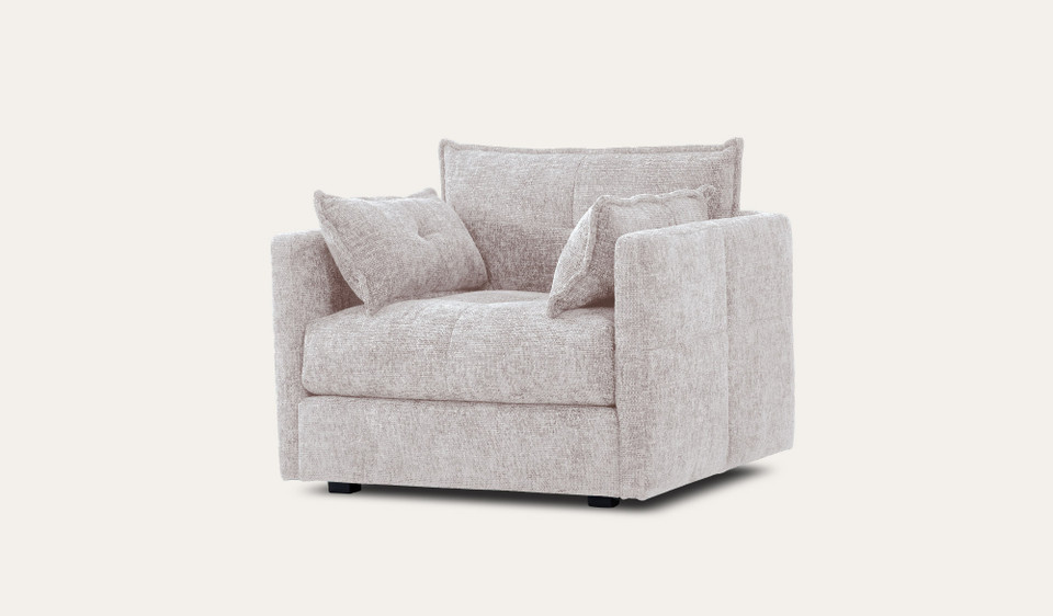 Delta armchair