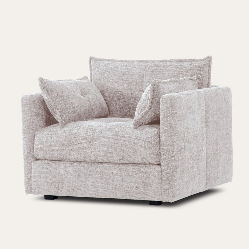 Delta armchair