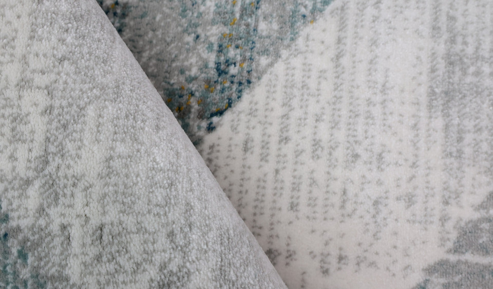 Facet rug