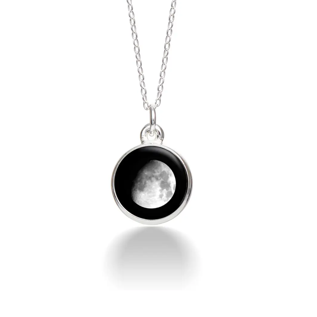 アクセサリー AlchemyGothic R157w MOON PHASE Stainless Moon Phase: 7A Waxing Gibbous Necklace| Moonlight By