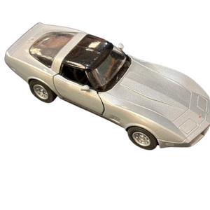 5in 1982 Silver Corvette 5in 1982 Silver Corvette