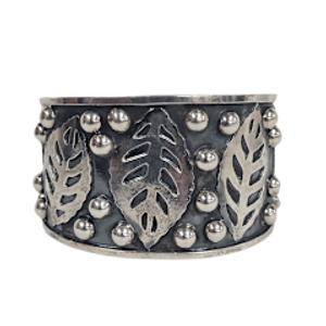 Open Oxidized with leaves Huge Silver Cuff Bracelet Open Oxidized with leaves Huge Silver Cuff Bracelet