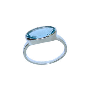Blue Topaz Side Oval Silver Ring S7 Blue Topaz Side Oval Silver Ring S7