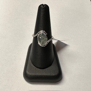 Prehnite Med Oval Scrolly Band Silver Ring S8