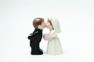 Salt & Pepper Shaker Bride and Groom