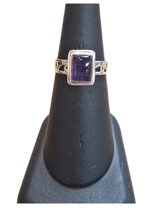 Amethyst square etched band Silver Ring S9