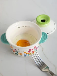 Minute Egg Maker Cream mushroom