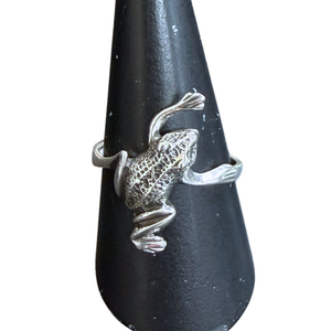 Silver Frog Ring S9