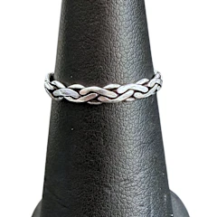 Silver Braided Band Ring S10