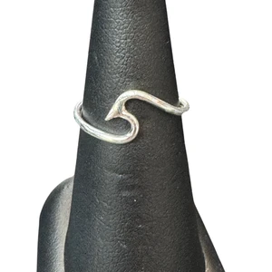 Silver Wave Ring S7