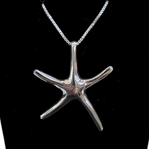 Silver starfish Necklace