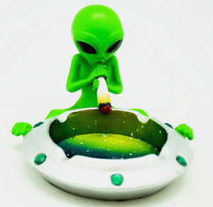Alien Spaceship Ashtray Alien Spaceship Ashtray