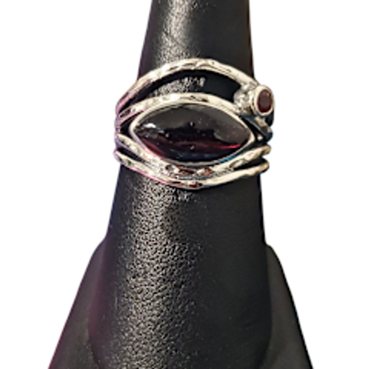 Garnet side marquis with small stone Silver Ring S9
