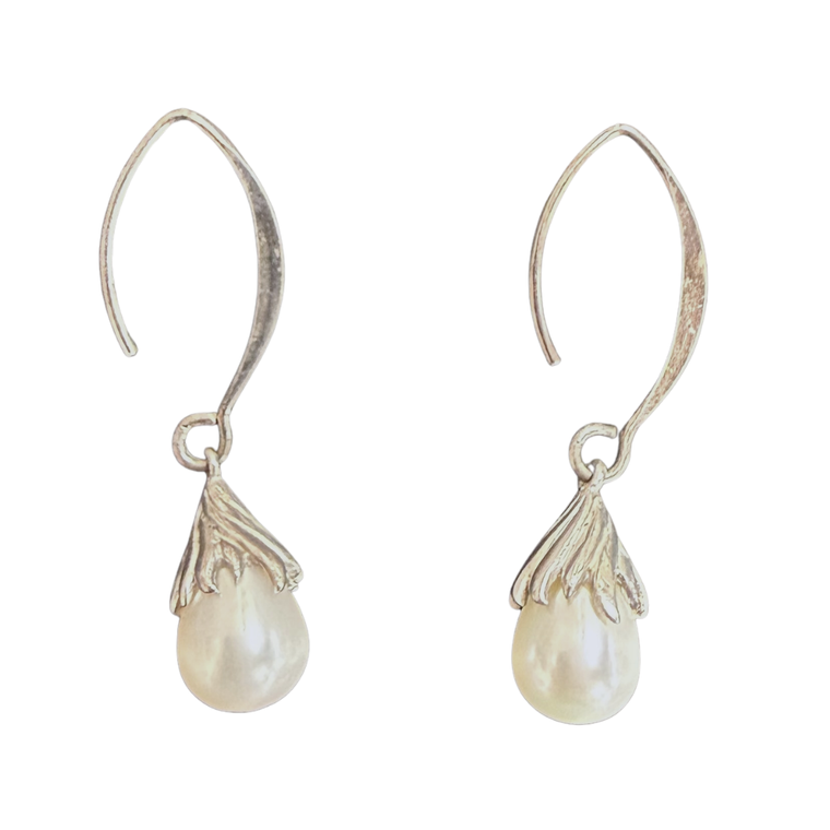 Pearl long drop Silver Earrings