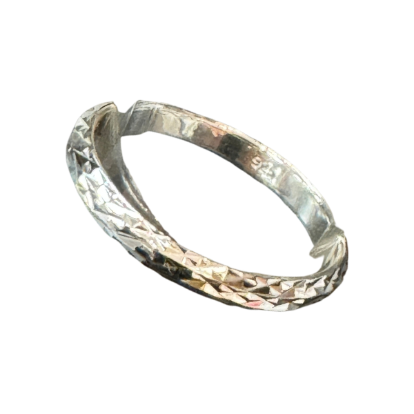 Silver Band w/ Geometric Triangle 0.125in Ring S5
