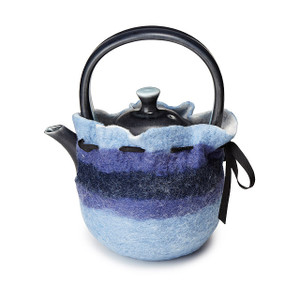 Classic Blue Teapot With Felt