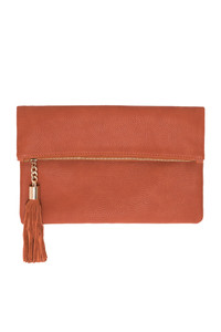 Rumer Clutch