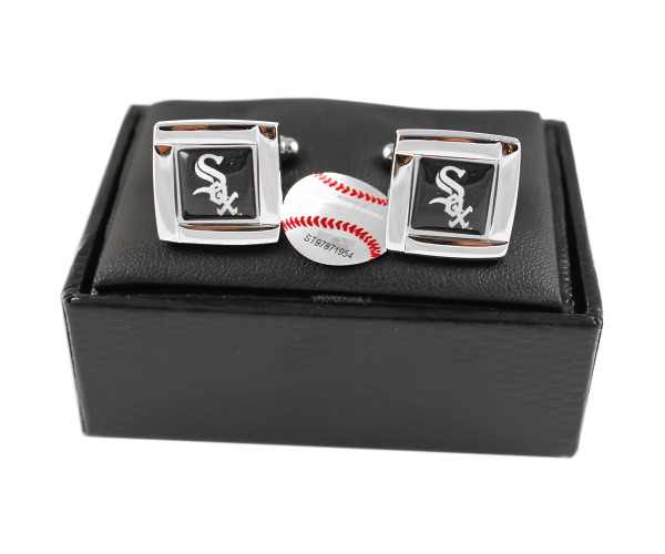 MLB Chicago White Sox Square Cufflinks with Square Shape Engraved Logo Design Gift Box Set