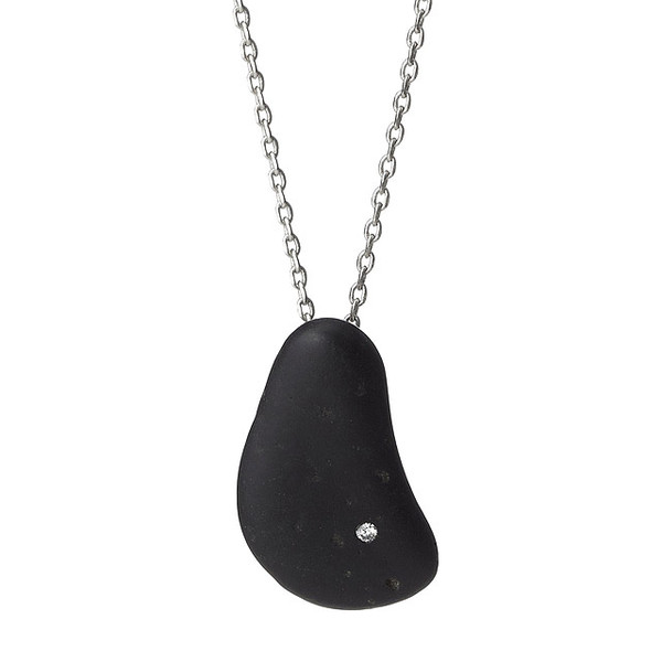 Solitaire Pebble Necklace