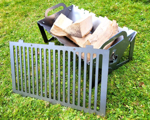 Flat Pack Camping BBQ/Fire Pit Flat Pack Camping BBQ/Fire Pit