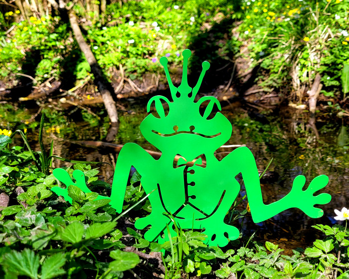 Freddie the Frog Garden Decoration