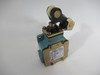 Telemecanique XCKM121 Limit Switch 1NO 1NC 10A@300V USED