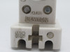 Leviton 469 Lamp Holder Fixture 660W 1000V USED