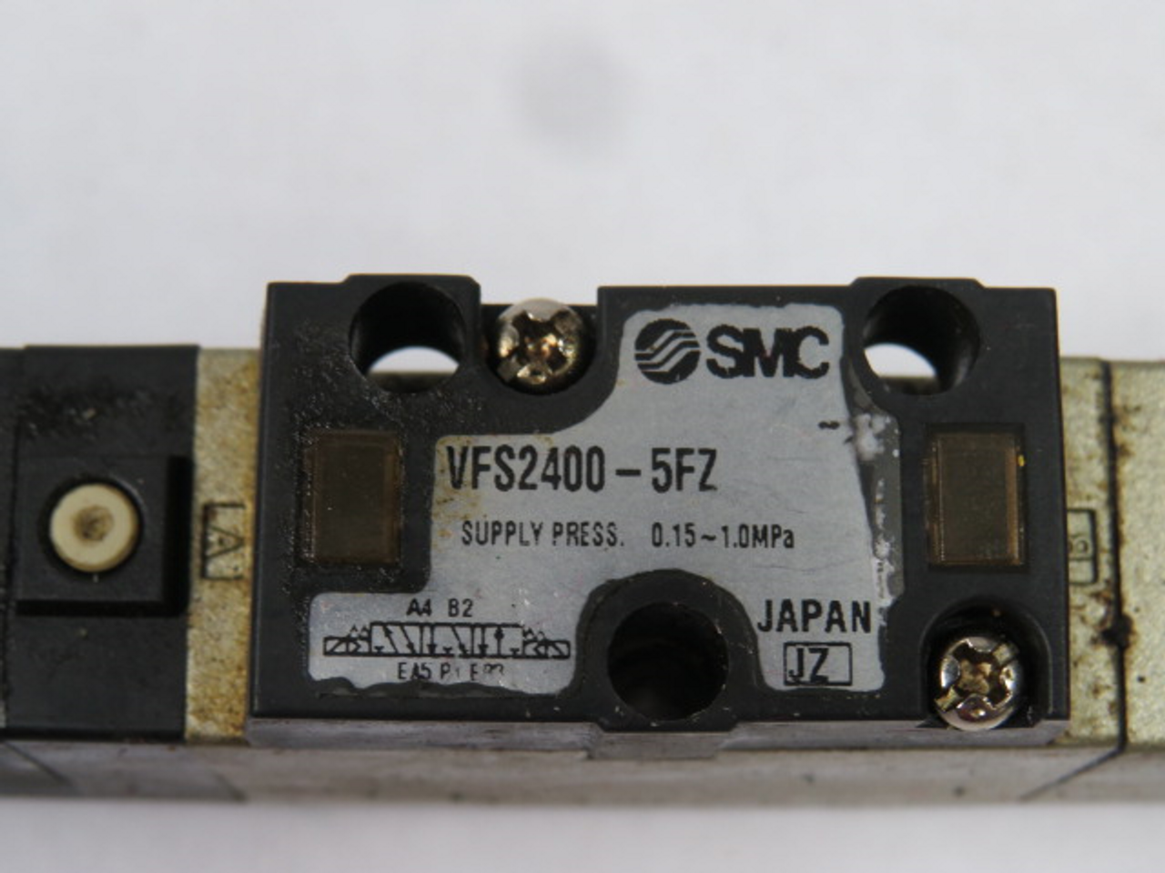 SMC VFS2400-5FZ Solenoid Valve 0.15~1.0MPa USED