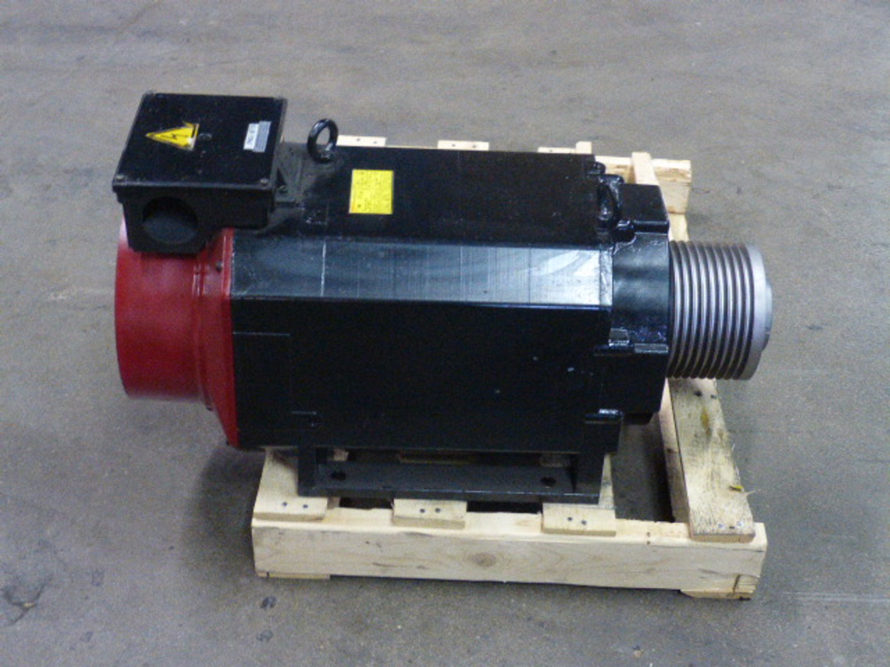 Fanuc A06B-0831-B200 AC Spindle Motor 3Ph ! RFB !