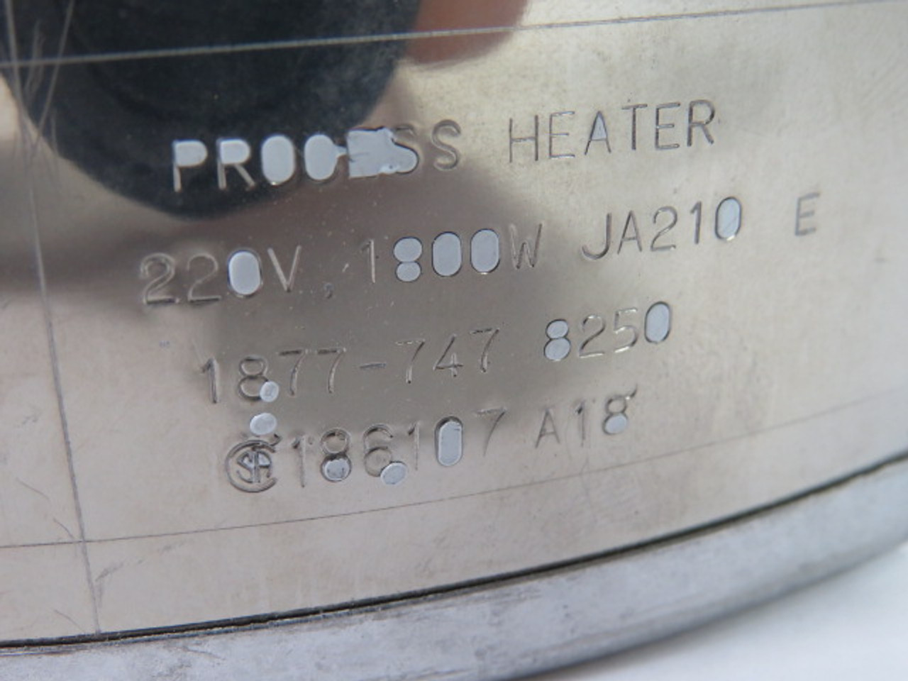 Process Heater JA210E Band Heater 220V 1800W 11" Diameter USED