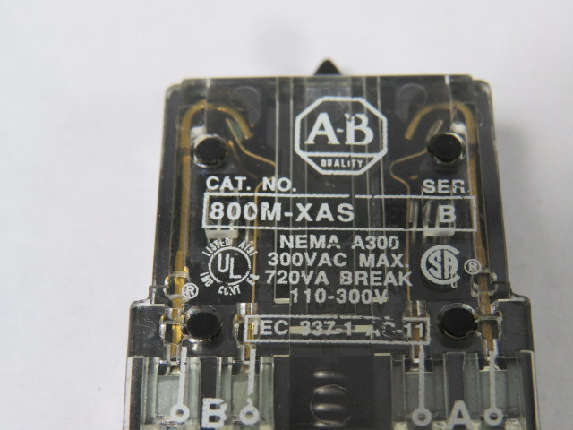 Allen-Bradley 800M-XAS Series B Contact Block 300VAC 720VA 1NO/1NC USED