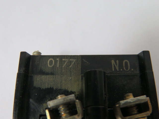 Cutler-Hammer E300177 Contact Block 600VAC 250VDC 1NO USED