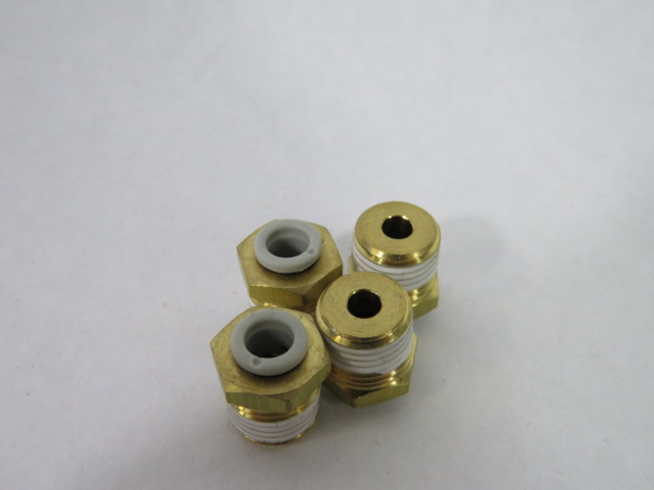 SMC KQ2H06-02AS Male Fitting 6mm R1/4 Lot of 4 ! NOP !