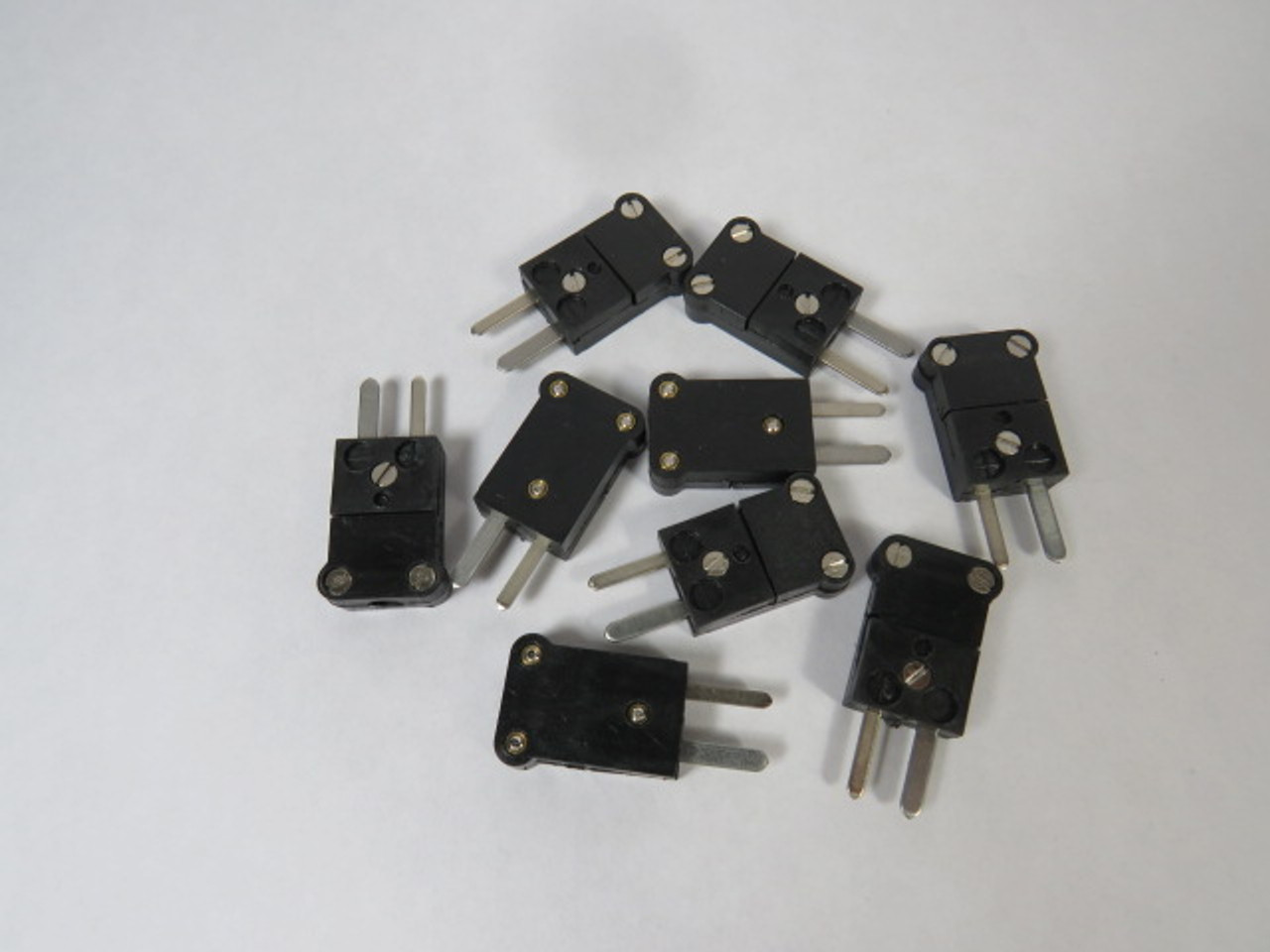 Cole-Parmer Instrument 93840-50 Mini Plugs Type J Lot of 9 USED