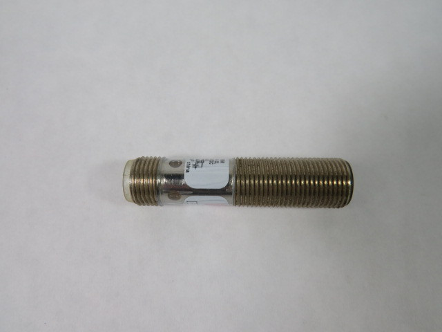 HTM FCM1-1202P-ARS4 Inductive Proximity Sensor 10-30VDC 200mA 2mm Range USED