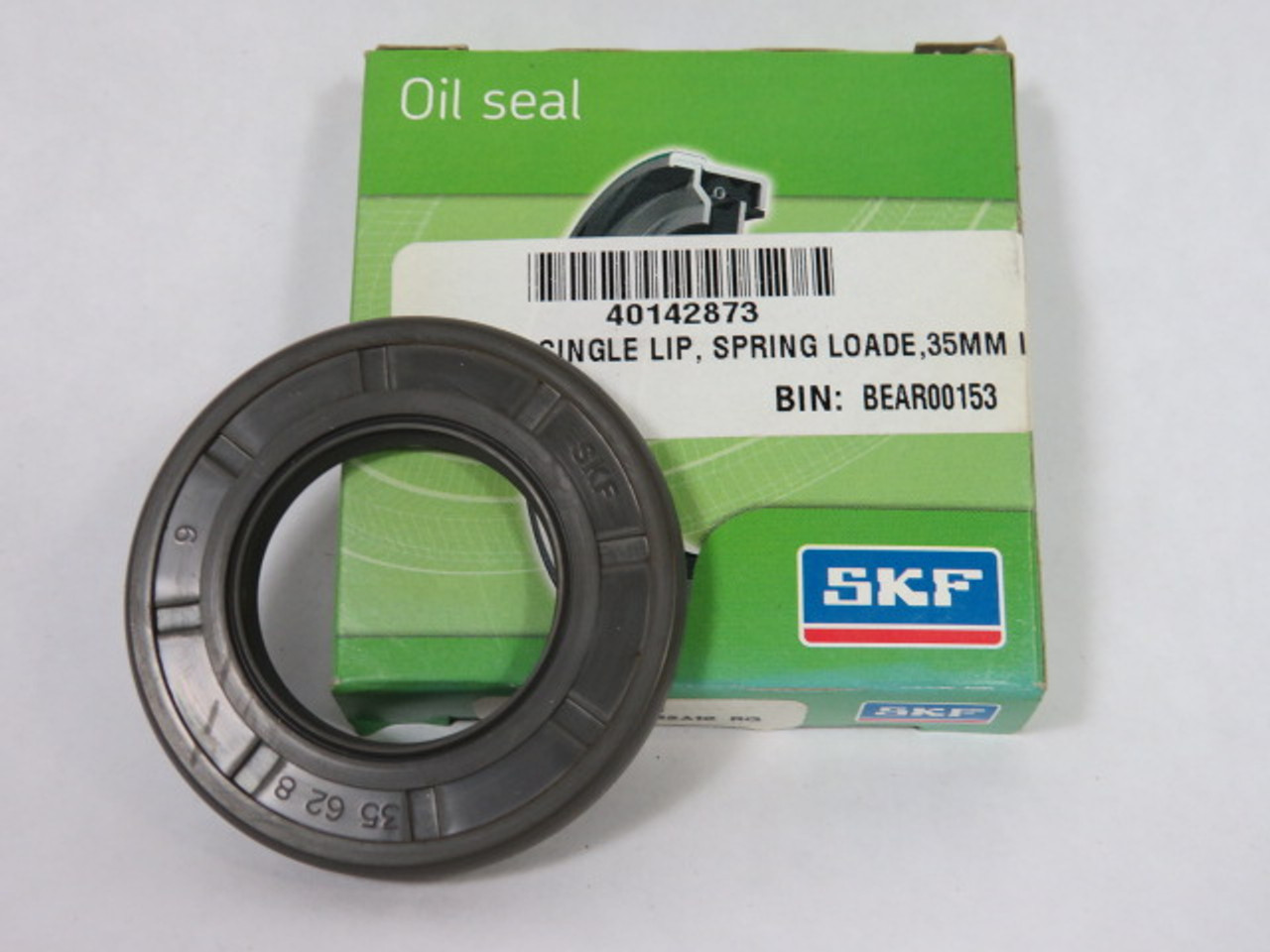SKF 563861 Nitrile Oil Seal 35mm ID 62mm OD 8mm W ! NEW !