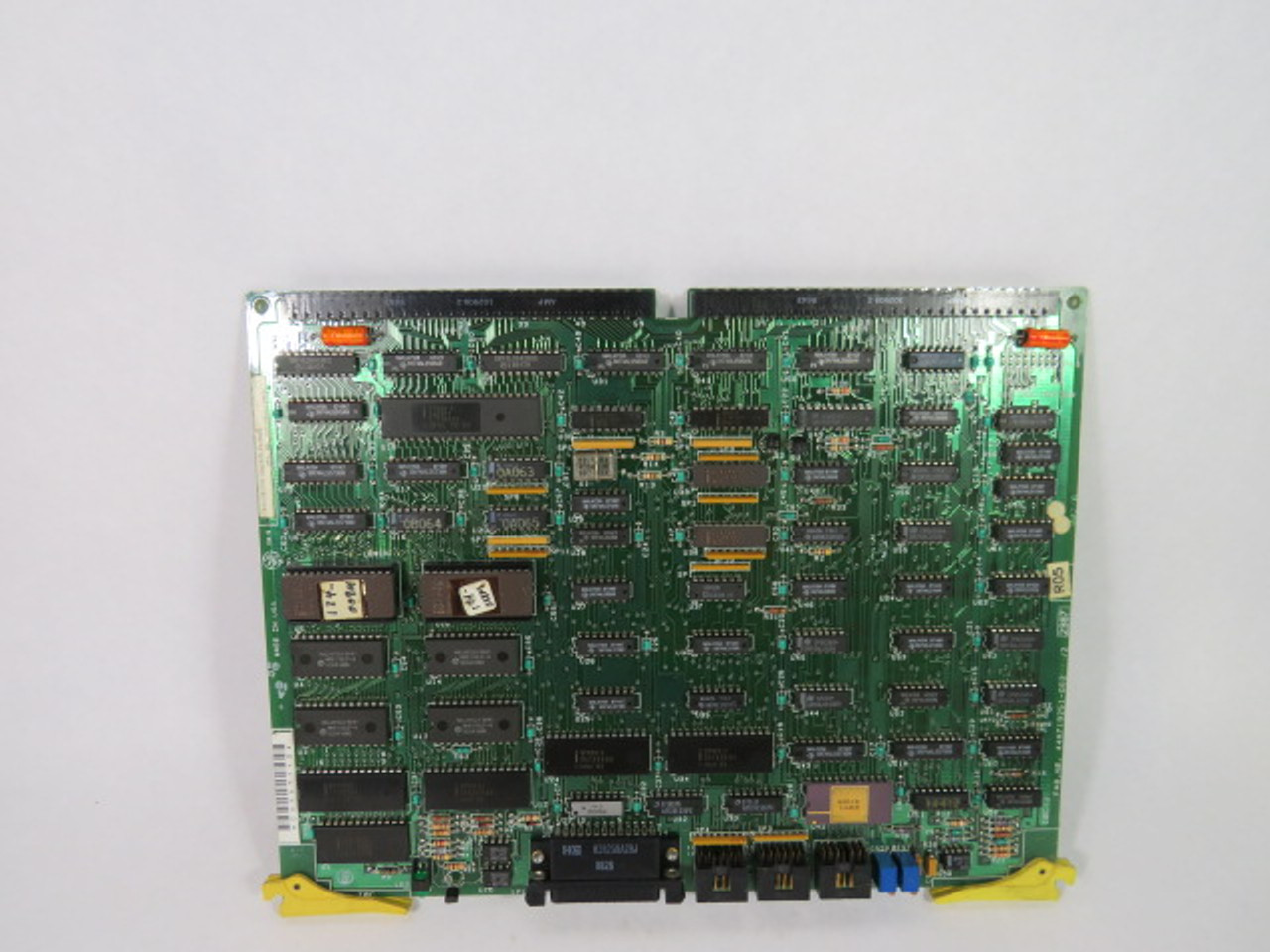 General Electric 44A719251-002R08/2 I/O Controller Circuit Board USED