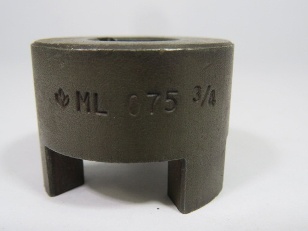 Martin ML075-3/4 Jaw Coupling 1-3/4" OD 3/4" Bore 13/16" LTB USED
