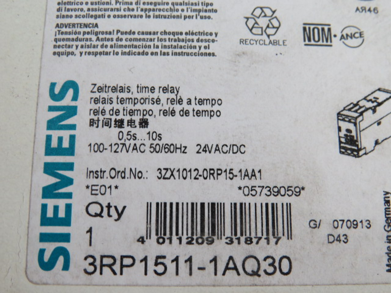 Siemens 3RP1511-1AQ30 Timing Relay 0.5-10Sec 24VDC 50/60Hz ! NEW !
